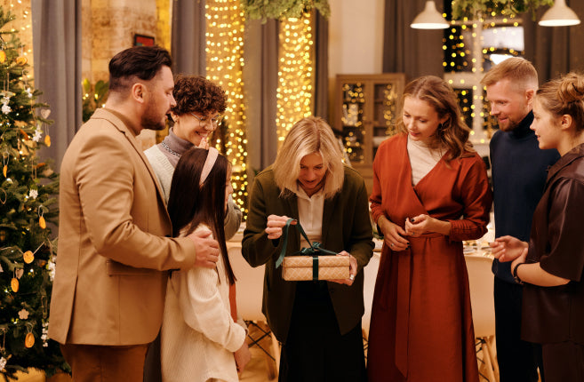 6 Thoughtful Christmas Gift Ideas For New Moms Or Moms-to-be