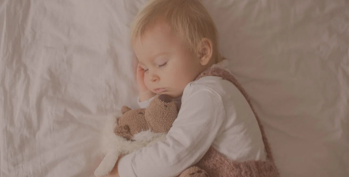 Niemals ein schlafendes Baby wecken? Was Eltern wirklich wissen müssen