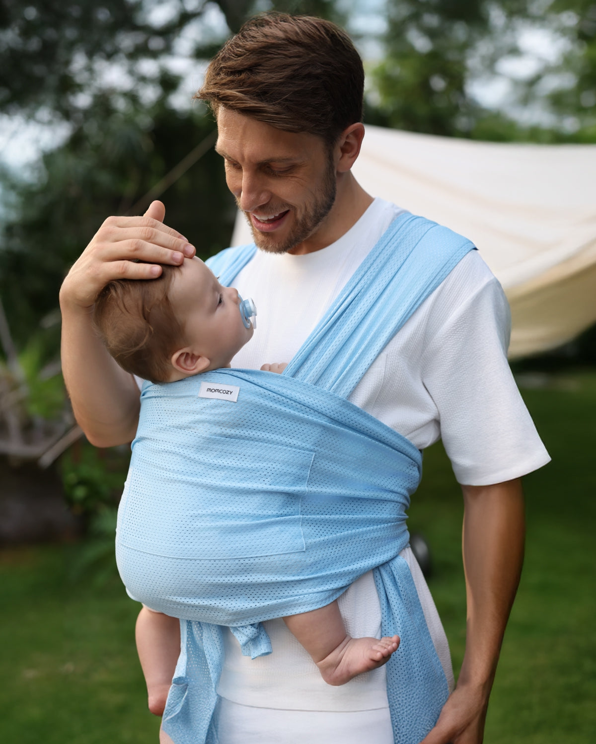 Einfach freihändig zu tragen - Babytragetuch